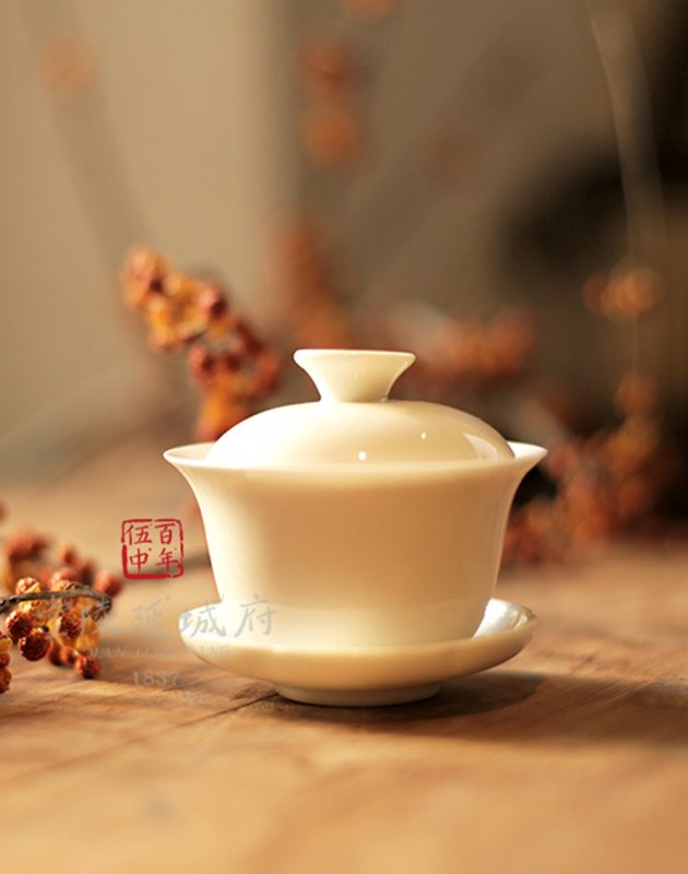 甜白德化瓷蓋杯 1