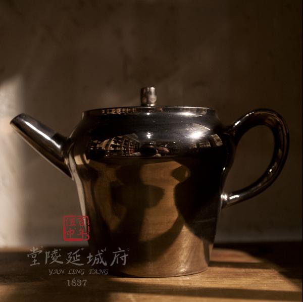 瓷壺│24K純白金釉