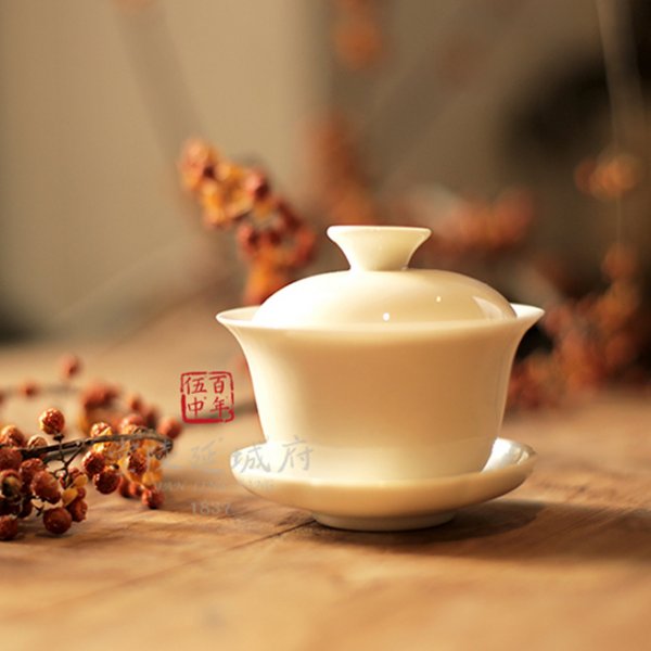 甜白德化瓷蓋杯