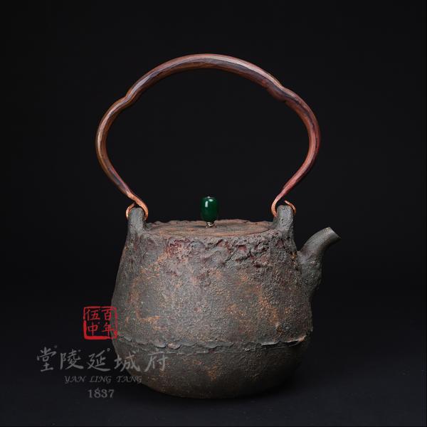 藝術紫砂仿生燒水壺 ─ 烹茗